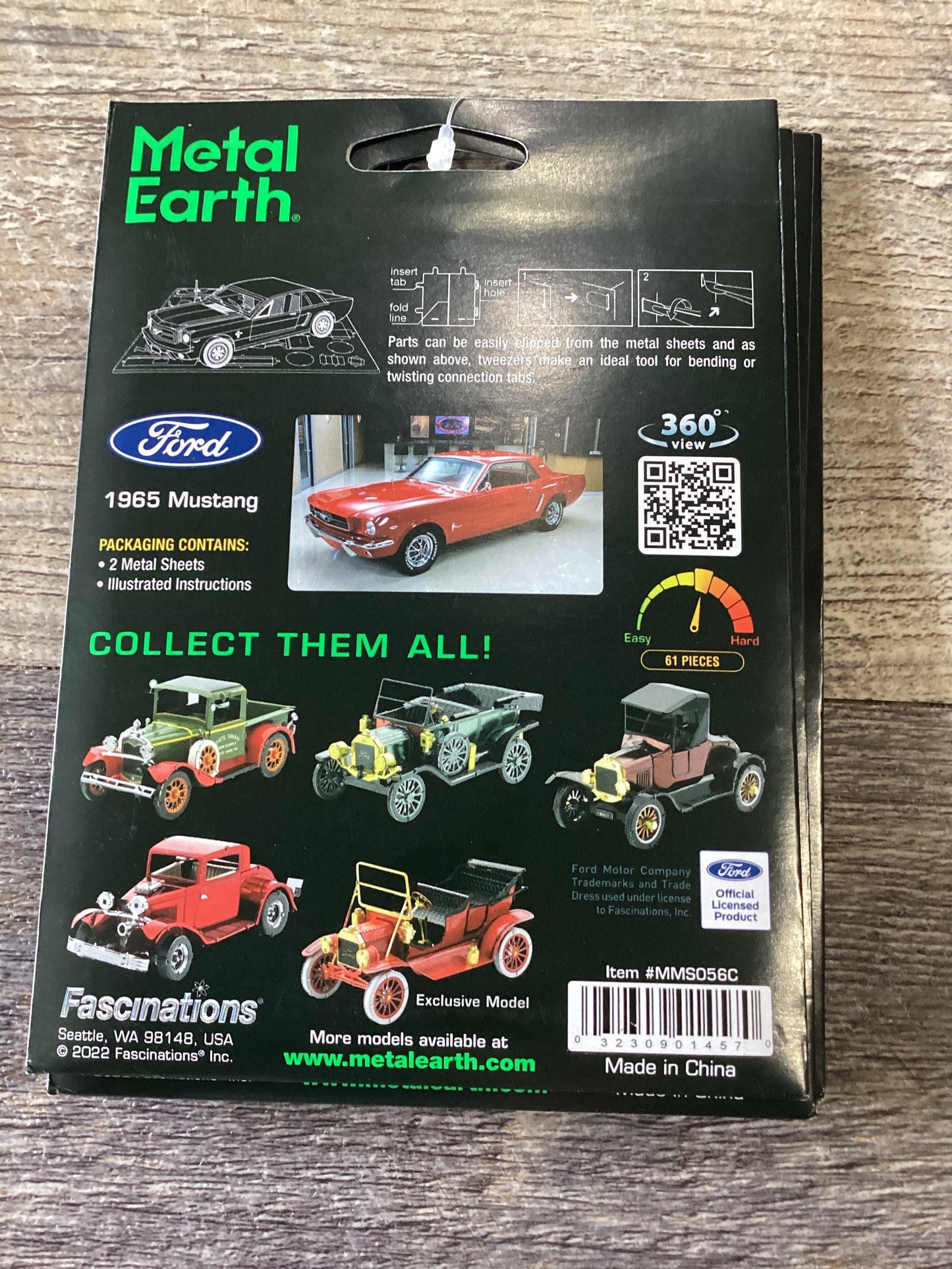 Metal Earth 1965 Ford Mustang Metal Model