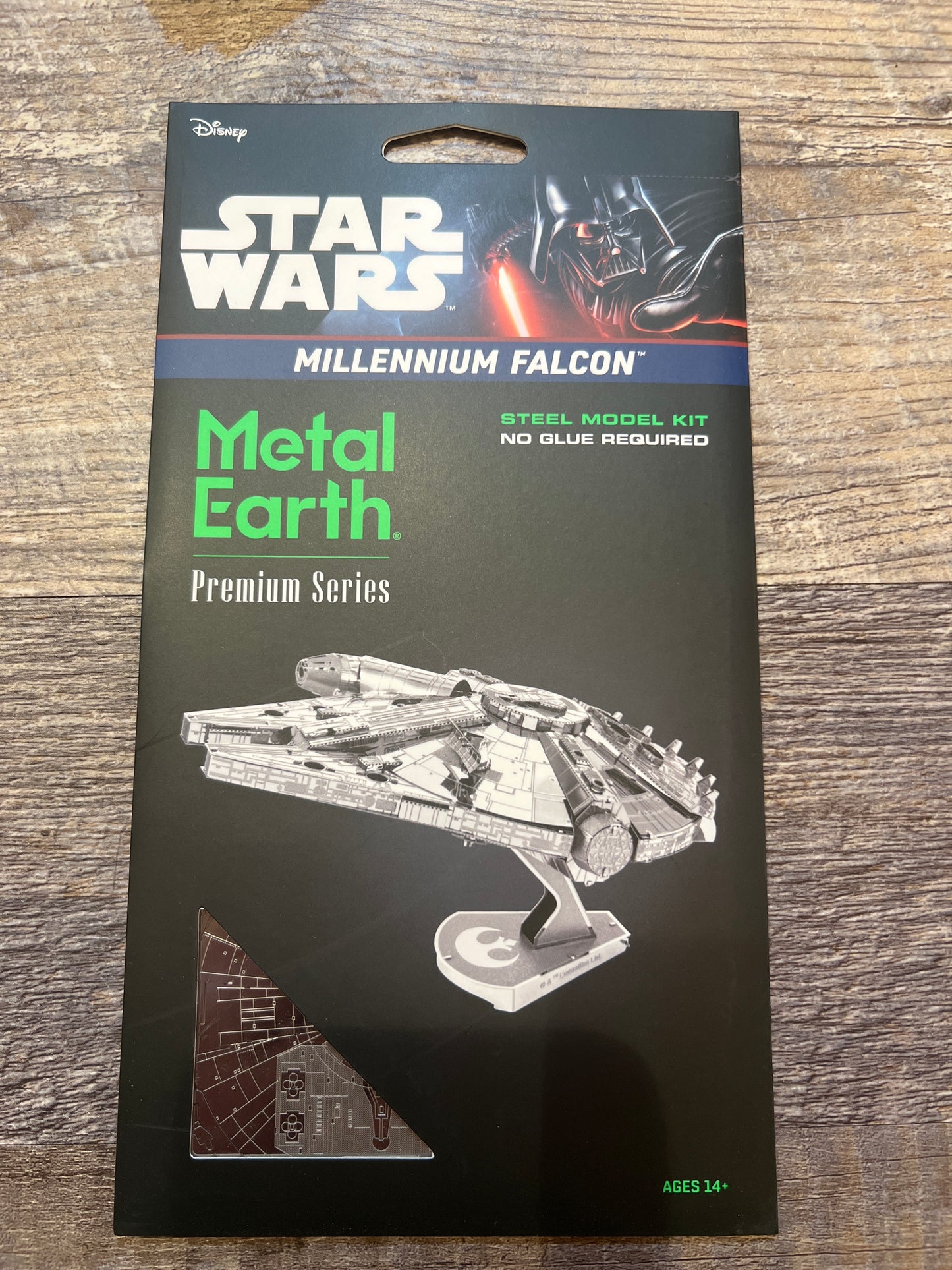 Metal Earth Millennium Falcon