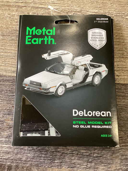 Metal Earth Delorrean Metal Modle