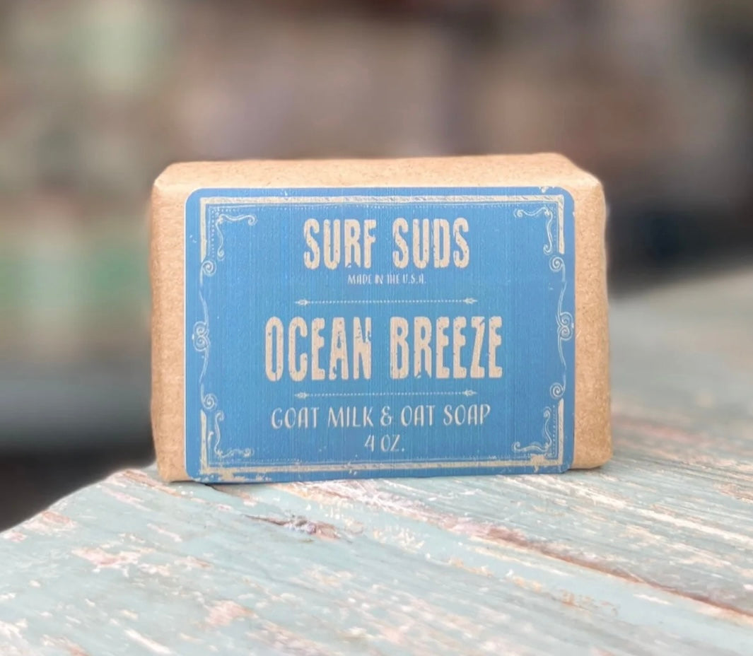 Surfs  up candle