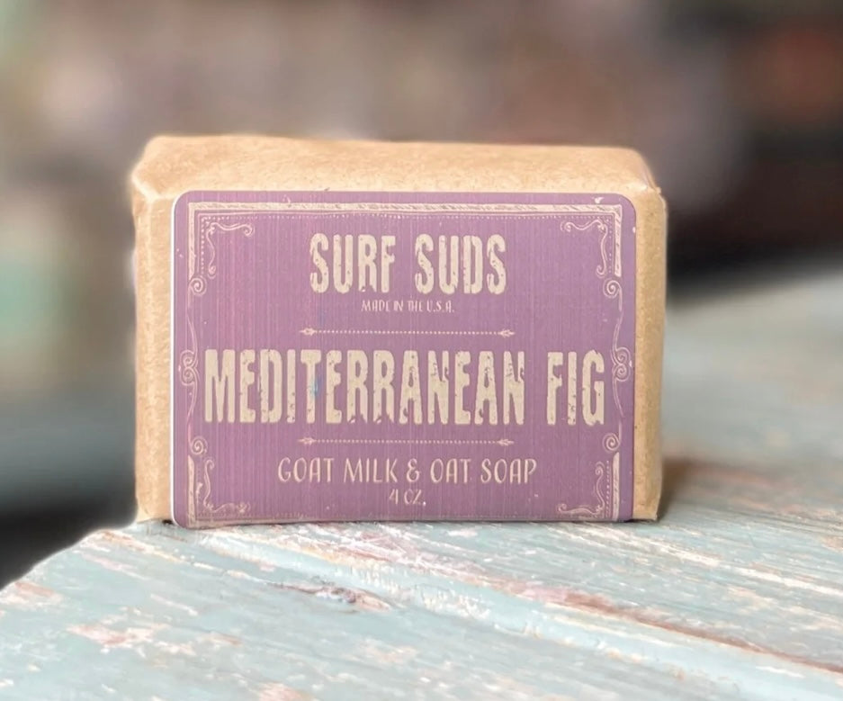 Surfs  up candle
